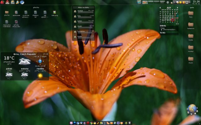 KDE plasma desktop v GNOME